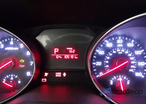 2016 Kia Sedona Lx z USA, uszkodzony, nr VIN KNDMB5C14G6091309